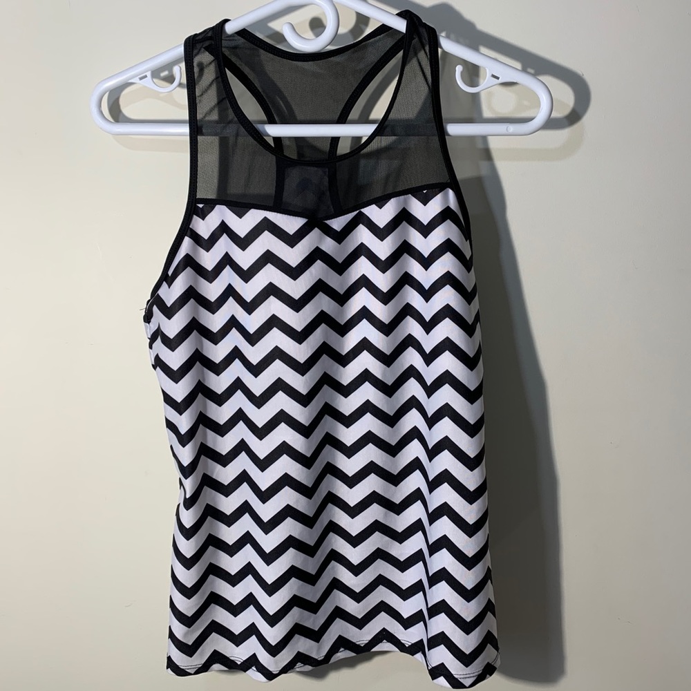 Black and White Chevron Women's Top